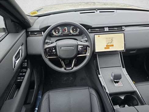 New 2026 Land Rover Range Rover Velar Dynamic SE AWD/4WD image 16