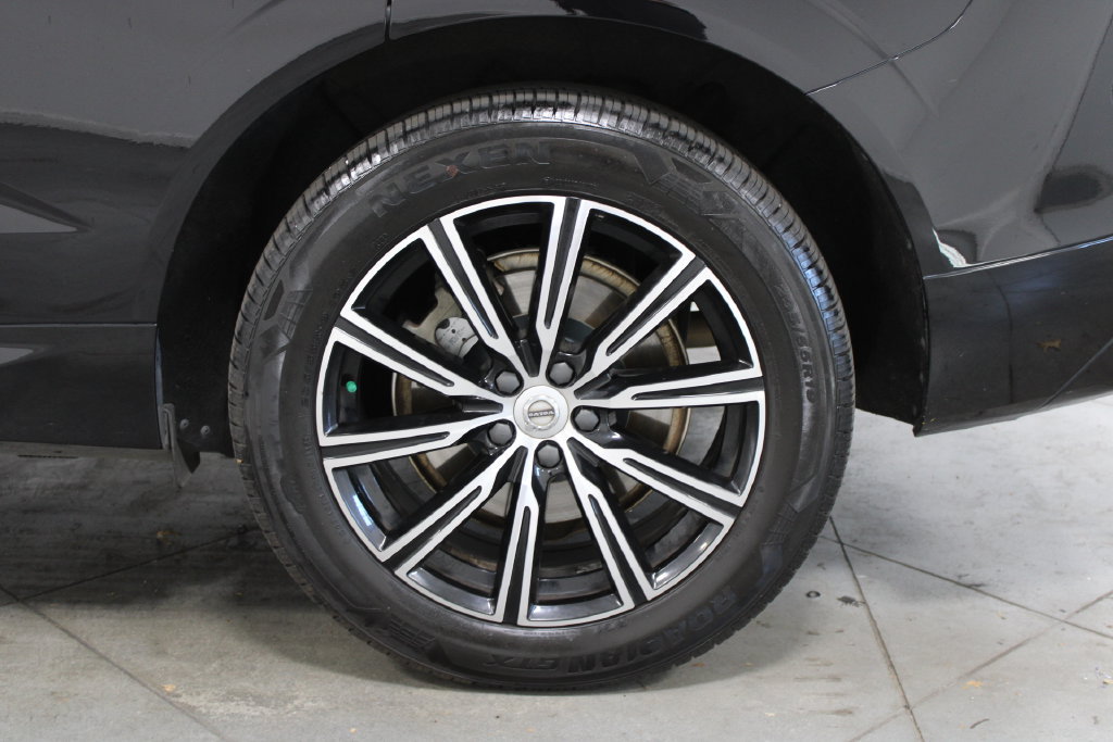 Used 2020 Volvo XC60 T6 Inscription AWD/4WD image 14