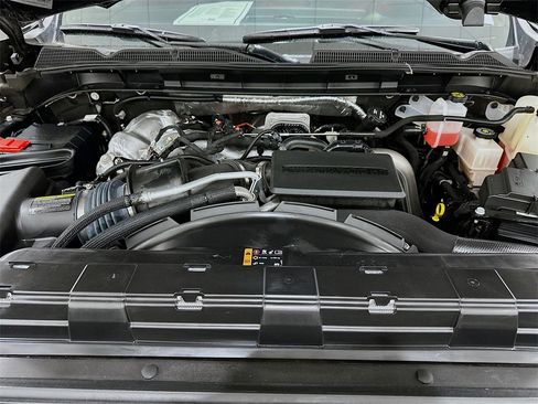 Used 2025 GMC Sierra 2500 Denali Ultimate image 32