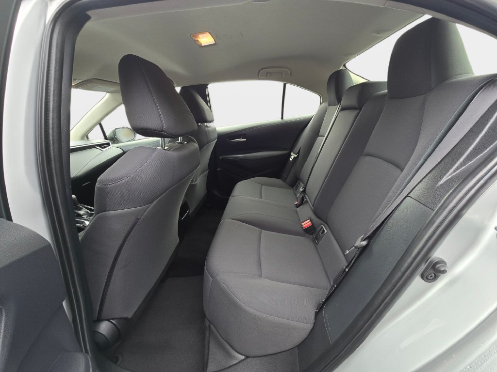 Used 2021 Toyota Corolla LE w/ Carpet Mat Package (TMS) FWD image 16