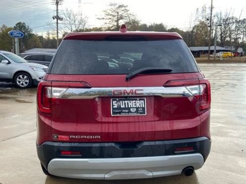 Used 2020 GMC Acadia SLE image 8