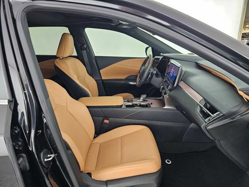 Certified 2025 Lexus RX 350 Premium w/ Convenience Package FWD image 11