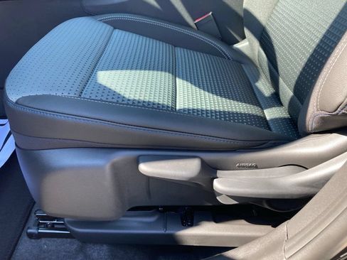 New 2026 Chevrolet Trax LT w/ Sunroof Package FWD image 11