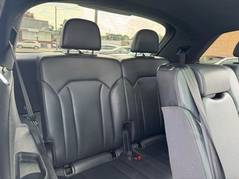 Used 2018 Audi Q7 2.0T Premium AWD/4WD image 23