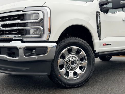 New 2026 Ford F250 King Ranch w/ Chrome Package AWD/4WD image 4