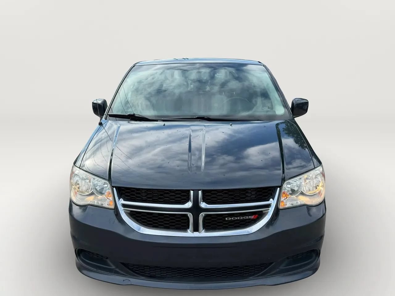 Used 2013 Dodge Grand Caravan SXT w/ UConnect Hands-Free Group FWD image 8