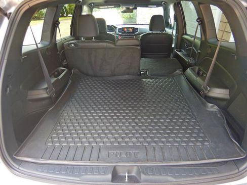 Used 2022 Honda Pilot TrailSport image 17