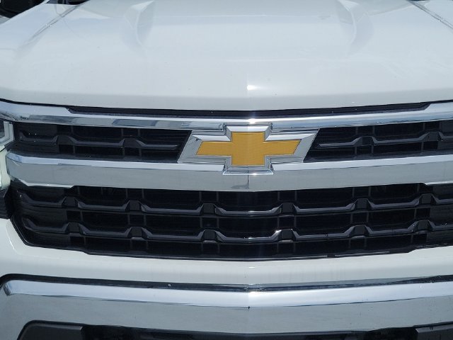 Used 2026 Chevrolet Silverado 1500 LT AWD/4WD image 9