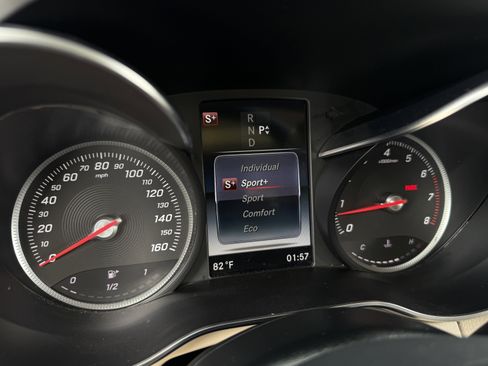 Used 2018 Mercedes-Benz GLC 300 w/ Premium Package image 21