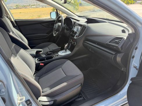 Used 2021 Subaru Crosstrek 2.0i Premium AWD/4WD image 15