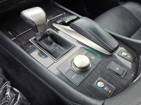 Used 2014 Lexus LS 460 AWD image 29