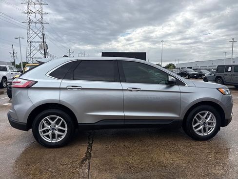 Used 2021 Ford Edge SEL image 8