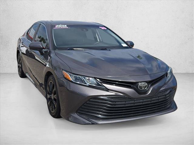 Used 2020 Toyota Camry LE FWD image 3