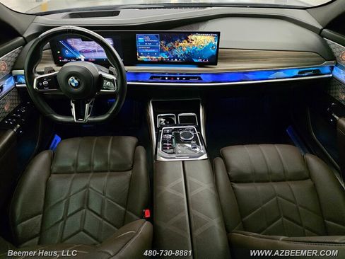 Used 2023 BMW 760i xDrive AWD/4WD image 29