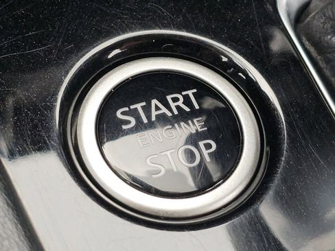 Used 2024 Nissan Kicks SV image 14