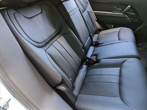 Used 2025 Land Rover Range Rover Sport Dynamic SE image 16