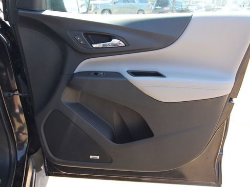 Used 2021 Chevrolet Equinox Premier AWD/4WD image 41