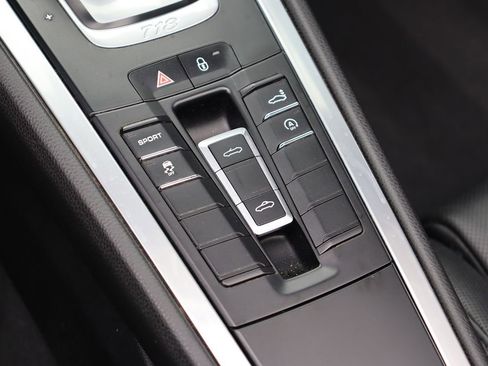 Used 2017 Porsche 718 Boxster S image 30