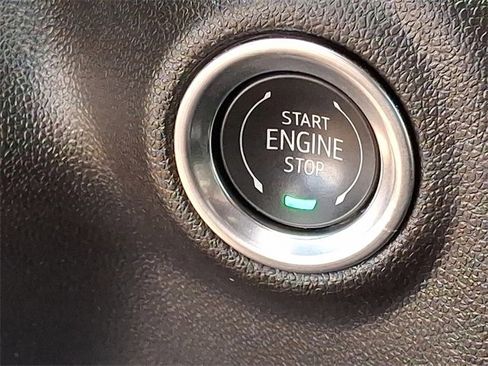 Used 2025 Chevrolet Silverado 2500 Custom image 18