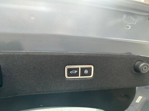 Used 2025 Hyundai Ioniq 6 SEL RWD image 27