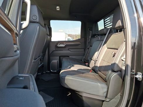 Used 2026 Chevrolet Silverado 1500 High Country w/ Midnight Edition image 10