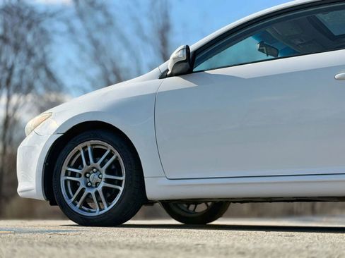 Used 2010 Scion tC FWD image 15