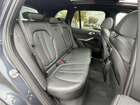Used 2019 BMW X5 xDrive40i w/ Premium Package 2 image 13
