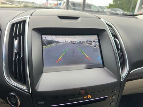 Used 2019 Ford Edge Titanium w/ Cold Weather Package AWD/4WD image 25