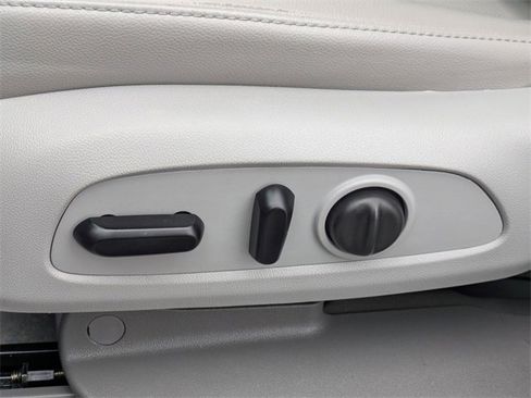 Used 2020 GMC Acadia SLT w/ LPO, Floor Liner Package image 27