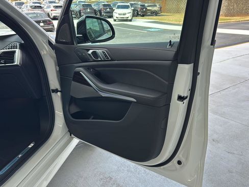 New 2026 BMW X5 sDrive40i RWD image 13