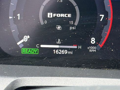Certified 2024 Toyota Tacoma TRD Off-Road AWD/4WD image 24