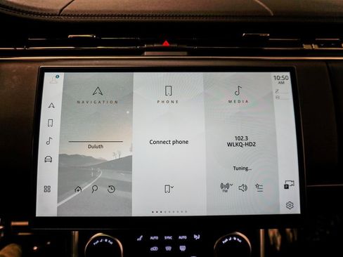 Used 2023 Land Rover Range Rover SE image 44