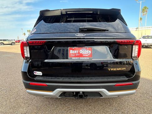 New 2026 Ford Explorer Tremor image 6