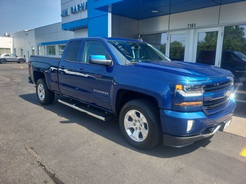 Used 2017 Chevrolet Silverado 1500 LT w/ All Star Edition AWD/4WD image 17