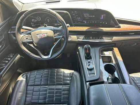 Used 2021 Cadillac Escalade Sport Platinum AWD/4WD image 14