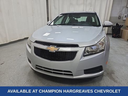 Used 2011 Chevrolet Cruze LT image 40
