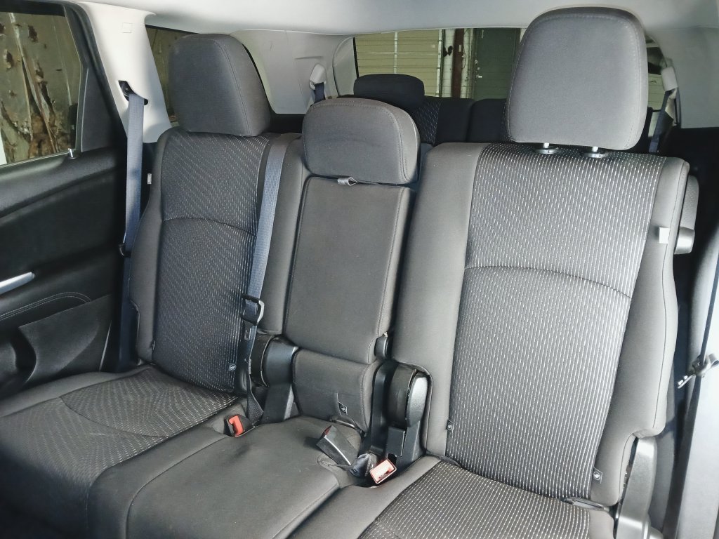 Used 2017 Dodge Journey SE w/ Flexible Seating Group FWD image 13