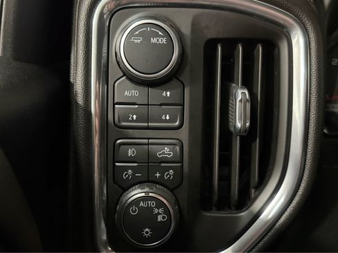 Used 2022 Chevrolet Silverado 1500 LT Trail Boss w/ Bed Protection Package AWD/4WD image 25