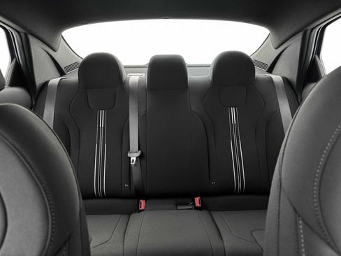 Certified 2025 Hyundai Elantra Sport FWD image 16