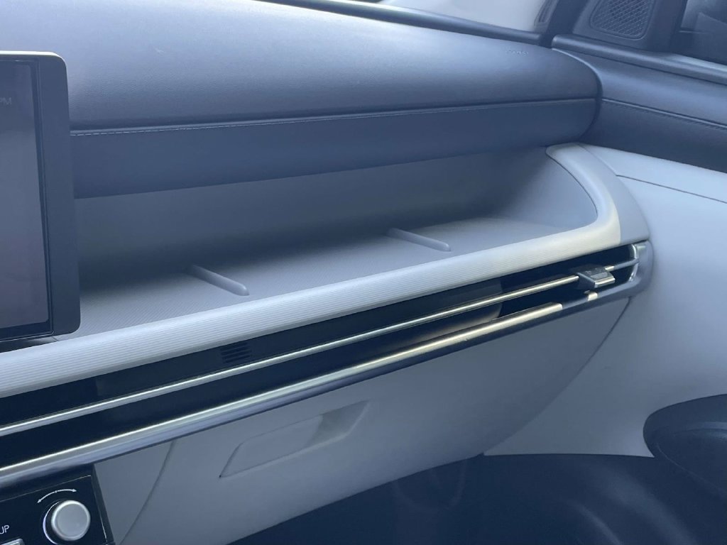Certified 2025 Hyundai Tucson SEL FWD image 32