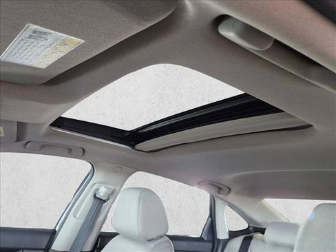 Used 2024 Honda Civic EX image 17