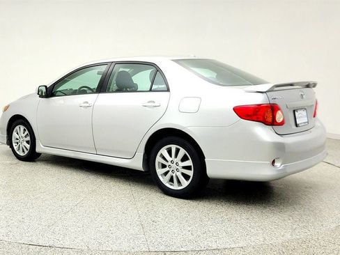 Used 2010 Toyota Corolla S FWD image 7