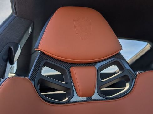 Certified 2024 Porsche 911 GT3 RS image 17