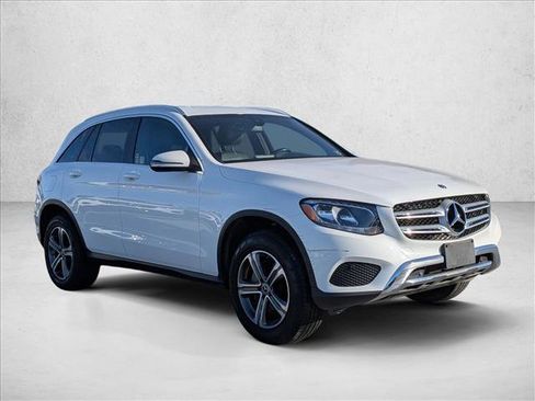 Certified 2019 Mercedes-Benz GLC 300 image 3