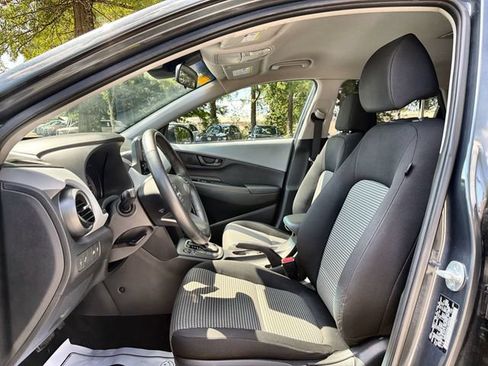 Used 2020 Hyundai Kona SEL FWD image 11