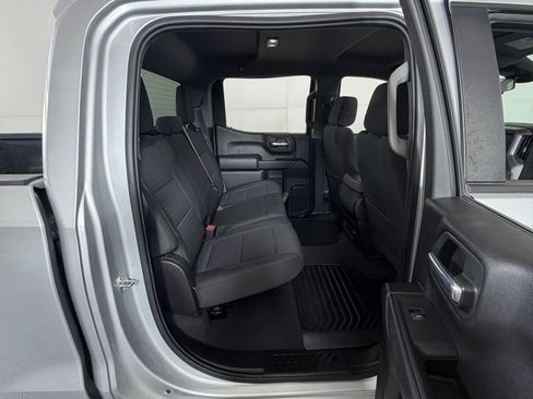 Used 2022 Chevrolet Silverado 1500 Custom w/ LPO, Dark Essentials Package RWD image 5