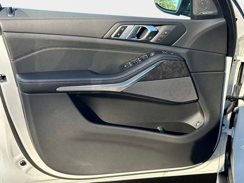 New 2026 BMW X5 xDrive50e w/ Premium Package image 17