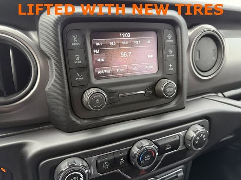 Used 2021 Jeep Wrangler Unlimited Sport image 15