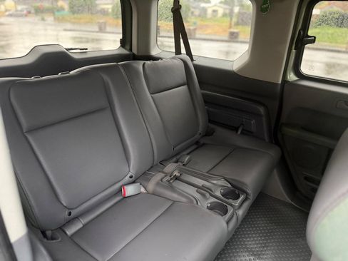 Used 2005 Honda Element LX image 12
