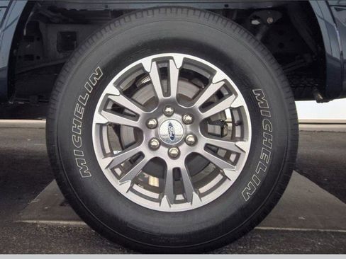 Used 2020 Ford F150 Lariat AWD/4WD image 11